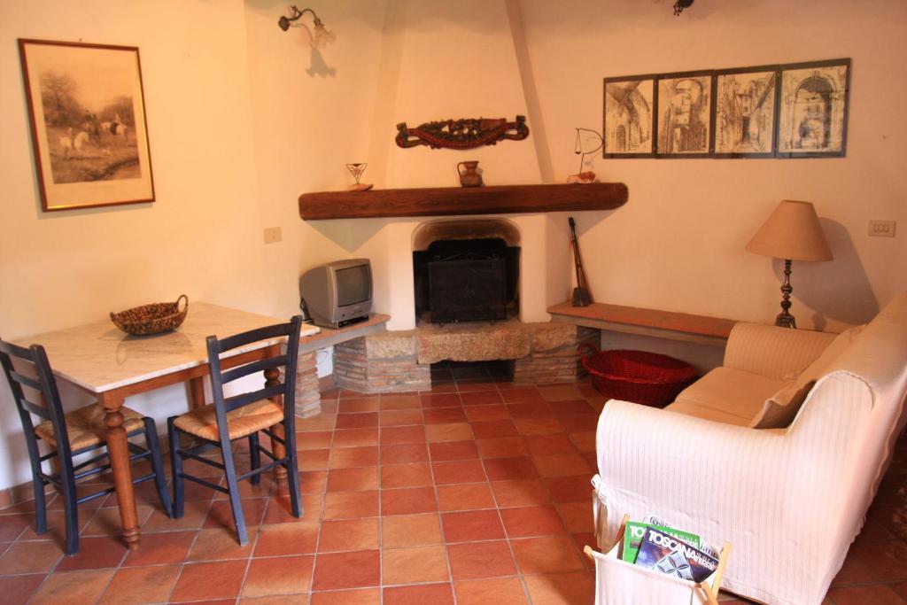 Agriturismo Villa Opera Volterra Habitación foto